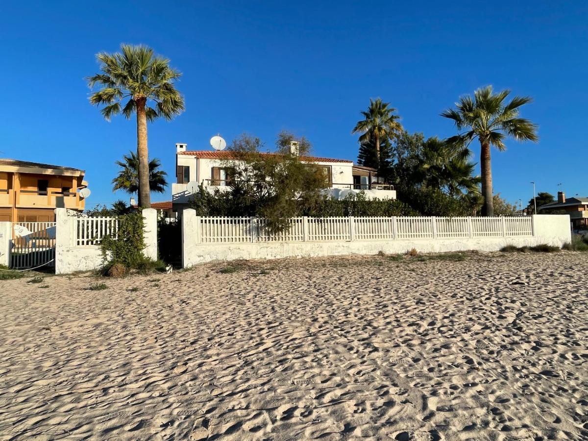 Villa By The Beach Sant'Andrea  外观 照片